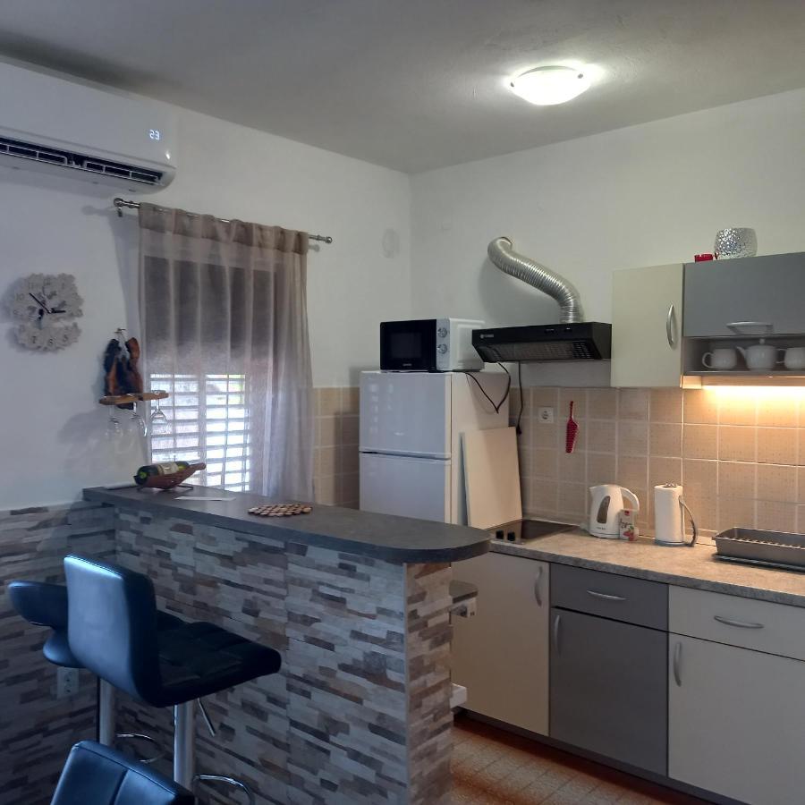 Villa Kuca Za Odmor Skalina - Sea View Splitska Exterior foto